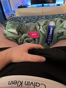 Thomascrtz online show from March 14, 11:21 pm