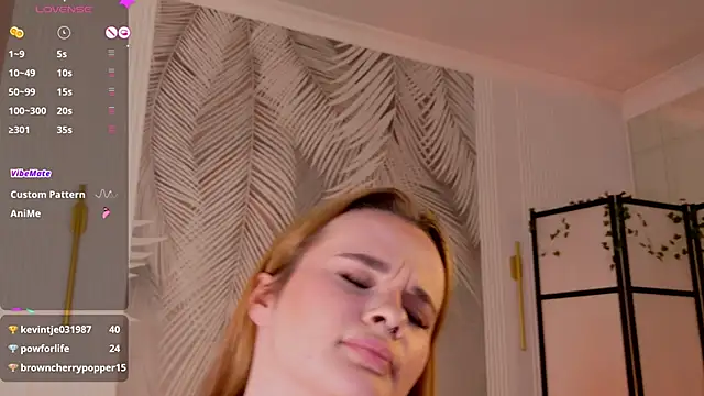 Snapshot of Abigail_Forland chatting on March 27, 8:26 am Abigail Forland online show from March 27, 8:26 am