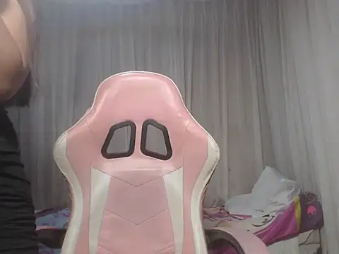 lyn67 online show from February 19, 2:18 am