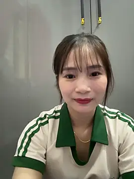 Snapshot of -Dumi- chatting on February 28, 12:22 am -Dumi- online show from February 28, 12:22 am