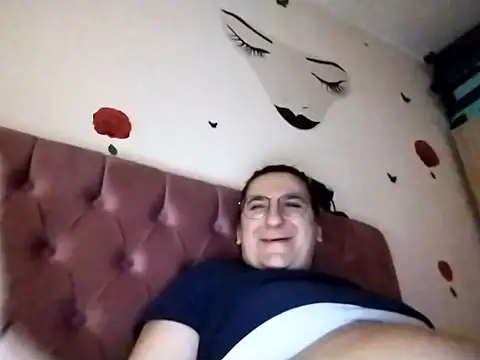 Snapshot of dana92vat chatting on February 24, 3:43 pm dana92vat online show from February 24, 3:43 pm