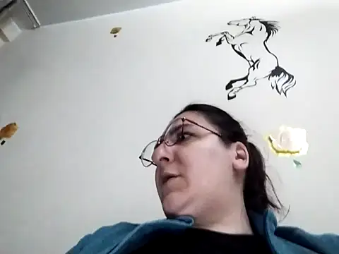 Snapshot of dana92vat chatting on February 28, 3:02 pm dana92vat online show from February 28, 3:02 pm