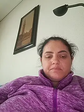 Snapshot of Sony28v chatting on February 16, 8:21 am Sony28v online show from February 16, 8:21 am