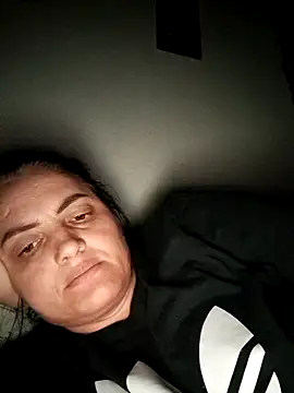 Snapshot of Sony28v chatting on February 27, 6:52 pm Sony28v online show from February 27, 6:52 pm