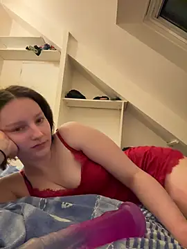 Mis-Elisa96 online show from April 15, 9:15 pm