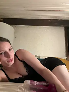 Snapshot of Mis-Elisa96 chatting on July 12, 1:18 am Mis-Elisa96 online show from July 12, 1:18 am