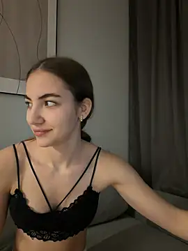  Patricia P online show from March 29, 5:35 pm