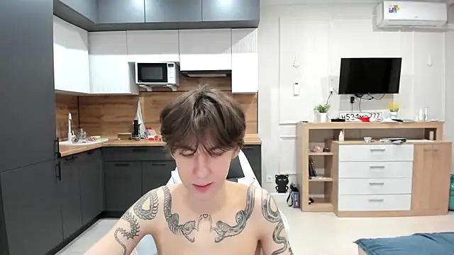 aplant online show from February 14, 3:31 pm