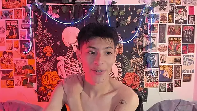 alextop  online show from February 19, 1:34 am