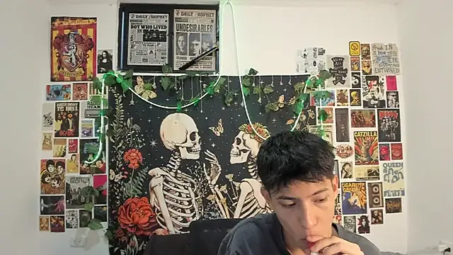 alextop  online show from February 22, 10:52 pm