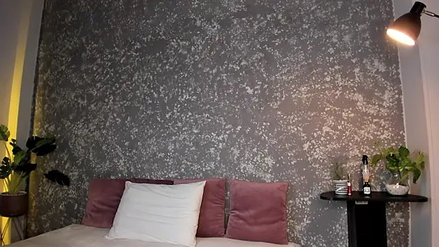 emma  summers online show from March 5, 7:32 pm