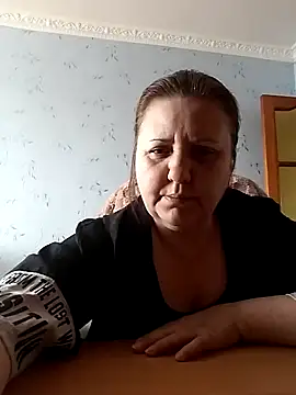 Snapshot of LockyCharm111 chatting on February 11, 9:25 am LockyCharm111 online show from February 11, 9:25 am