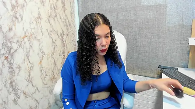 candice johnss online show from February 12, 12:44 pm