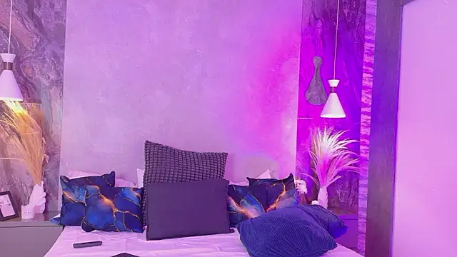 Snapshot of Hannah-Prada chatting on February 28, 11:22 am Hannah-Prada online show from February 28, 11:22 am