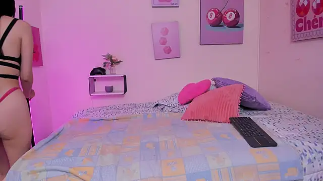 Snapshot of AnnyCotton chatting on February 17, 7:42 pm AnnyCotton online show from February 17, 7:42 pm