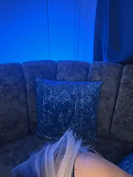 LARIISSAEVANS online show from July 29, 3:59 am
