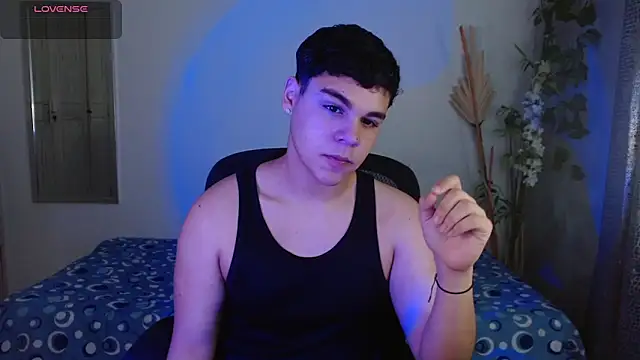 eithan jonnes online show from March 14, 8:36 pm