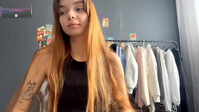 TaliaOgwynn online show from February 20, 9:10 am