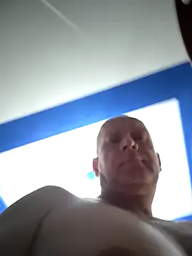 Snapshot of sk8brd_snwbrd_no_snitch chatting on February 19, 1:12 am sk8brd snwbrd no snitch online show from February 19, 1:12 am