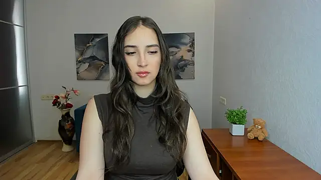 Effy Royse online show from May 15, 5:36 am