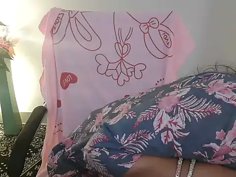  chitranshi online show from April 11, 5:12 am