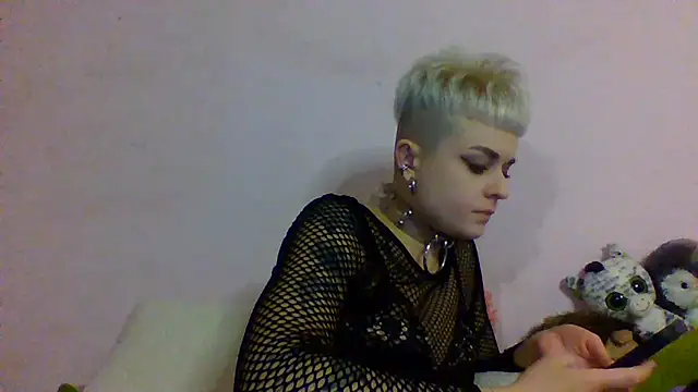 AlisaDear257 online show from April 12, 1:27 pm