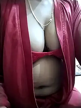 Snapshot of ankita077 chatting on February 17, 5:37 am ankita077 online show from February 17, 5:37 am