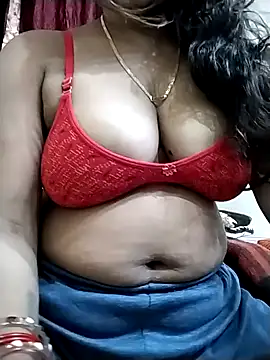 Snapshot of ankita077 chatting on February 19, 5:25 am ankita077 online show from February 19, 5:25 am