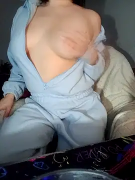 HornyCumBitch online show from February 11, 2:33 pm