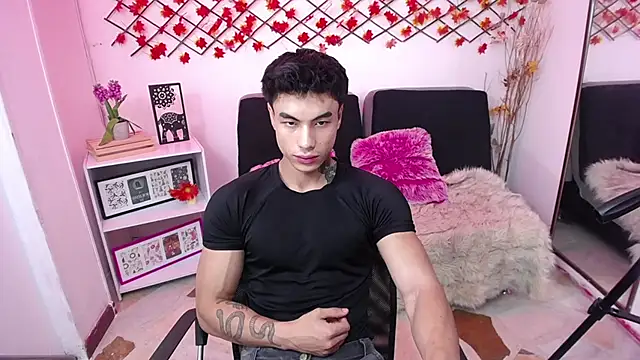 IanWest  online show from March 12, 11:49 am