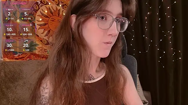 Snapshot of lolami_ chatting on February 27, 6:13 am lolami online show from February 27, 6:13 am