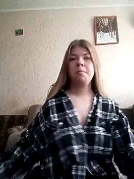 Snapshot of EvaTallor chatting on February 25, 4:44 am EvaTallor online show from February 25, 4:44 am