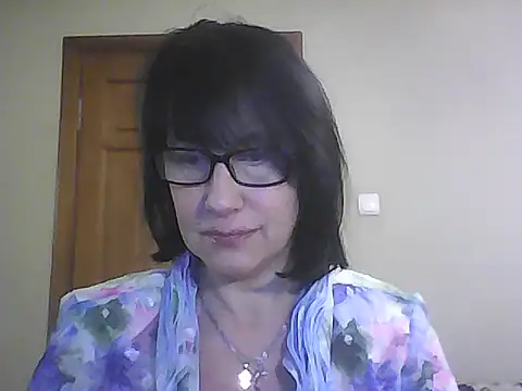 Snapshot of Vlastelina chatting on February 13, 5:25 am Vlastelina online show from February 13, 5:25 am