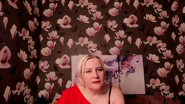 Victoria Notti online show from April 10, 11:04 am