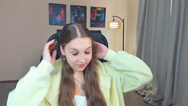 Snapshot of LavetaOas chatting on February 18, 8:43 am LavetaOas online show from February 18, 8:43 am