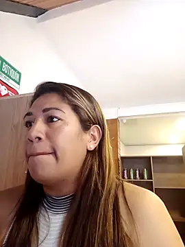 eva vidal  online show from April 4, 4:37 pm