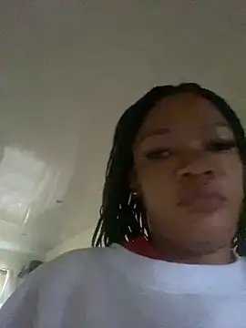 SexyScarlet22 online show from February 25, 4:22 am