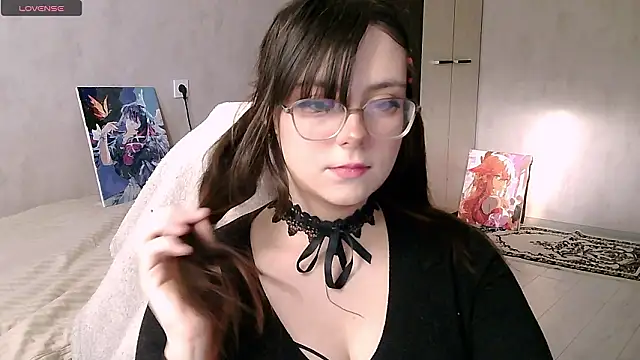 StayWithYuki online show from February 22, 5:30 am