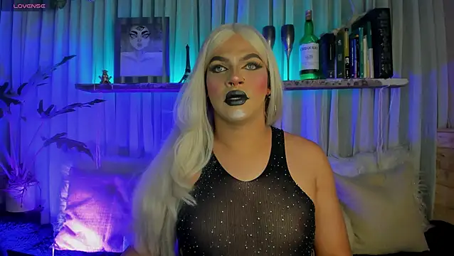 Snapshot of Miss-liaa chatting on February 12, 11:55 pm Miss-liaa online show from February 12, 11:55 pm