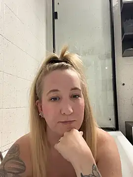 Ninimaus online show from April 12, 6:46 pm