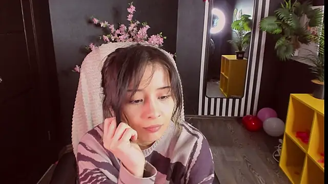 May Ling online show from March 8, 10:35 pm