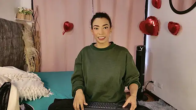 Snapshot of MelanyStone_ chatting on February 21, 12:28 pm MelanyStone online show from February 21, 12:28 pm