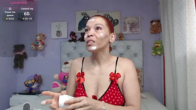 Dayana Smithh online show from March 4, 7:09 pm