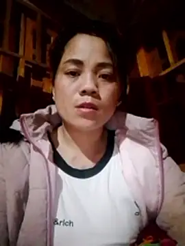 Snapshot of molly-xx chatting on February 19, 10:39 pm molly-xx online show from February 19, 10:39 pm