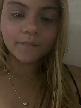 ayla0881 online show from February 17, 2:52 am