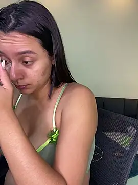 Snapshot of Hanna_Williams__ chatting on February 12, 3:12 am Hanna Williams online show from February 12, 3:12 am