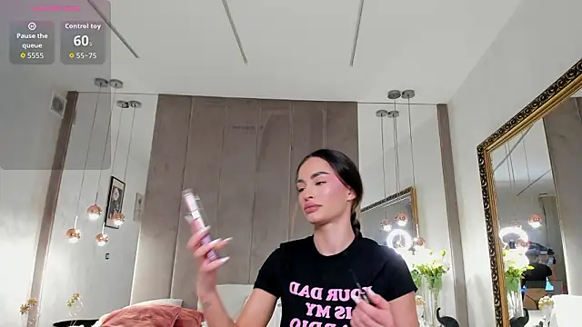 EvaK  online show from March 16, 4:40 am