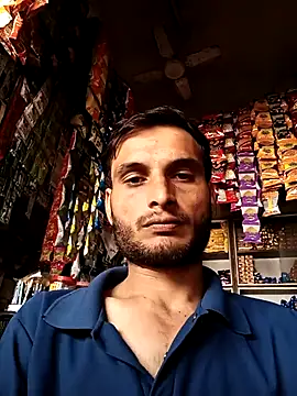 Snapshot of Beinghorny83 chatting on March 1, 4:03 am Beinghorny83 online show from March 1, 4:03 am