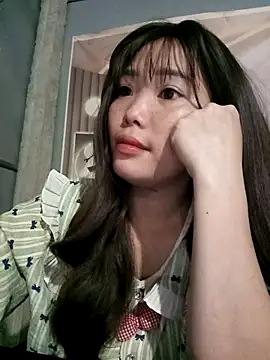 Snapshot of Girl-crazy1 chatting on February 15, 12:07 am Girl-crazy1 online show from February 15, 12:07 am