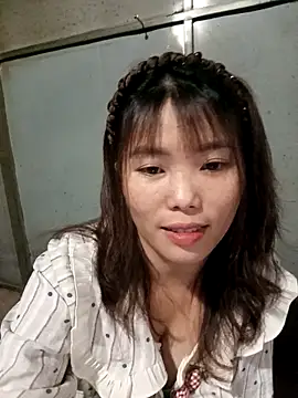 Girl-crazy1 online show from March 7, 2:03 pm